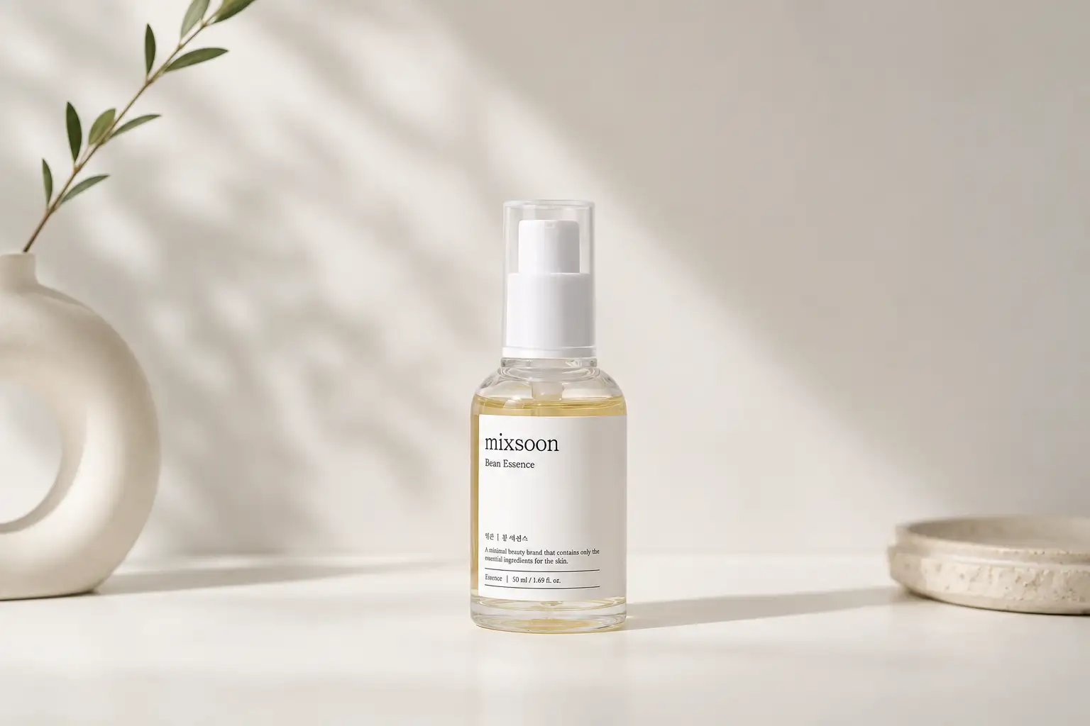 Mixsoon Bean Essence, hydrating Korean skincare essence for smooth and radiant skin